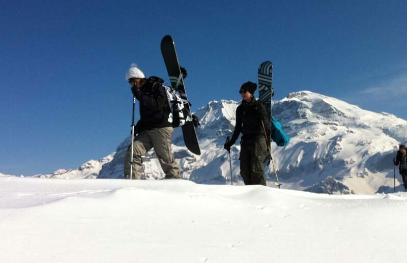 Schweiz „Snowboardtouren- und Lawinenkurse“